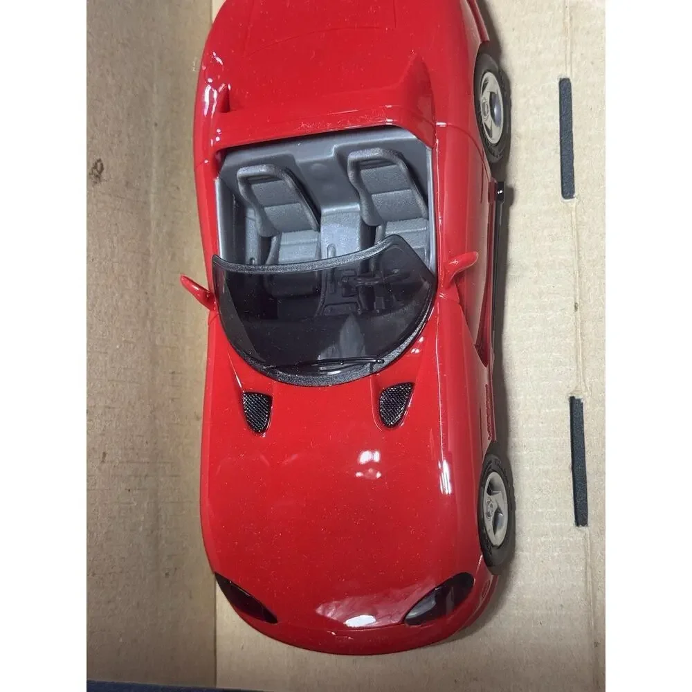 Vintage AMT ERTL 1992 Dodge Viper RT/10 Red 1:25 Dealer Promo 6113 Box